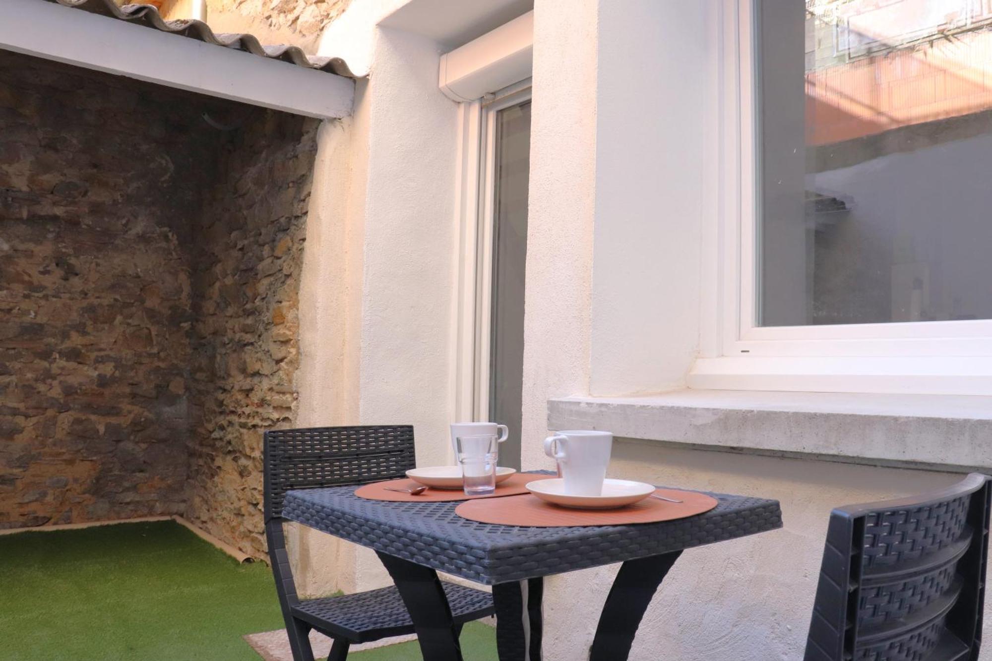 Superbes Appartements Modernes Et Neufs Bagnols-sur-Ceze Bagian luar foto