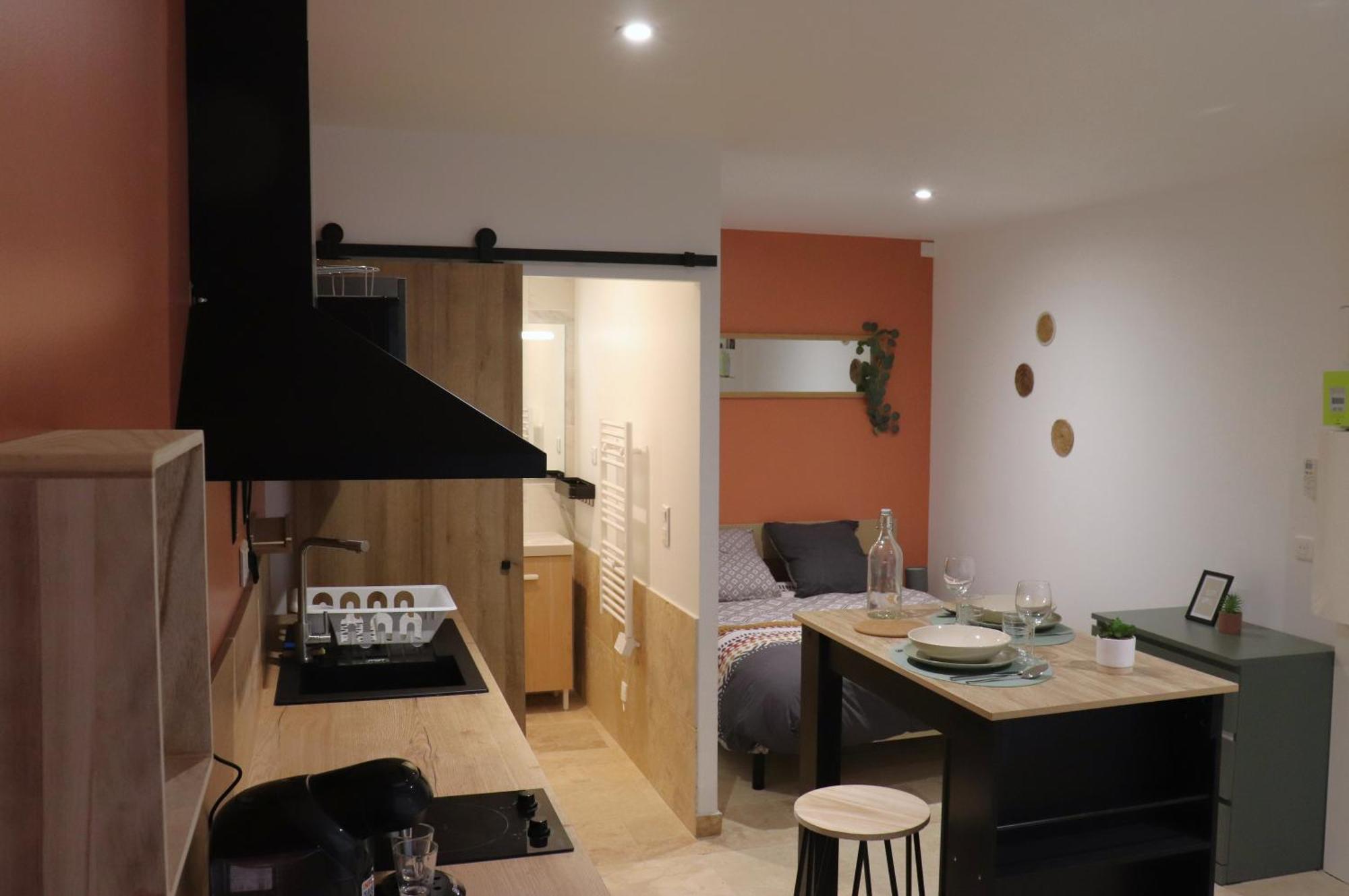 Superbes Appartements Modernes Et Neufs Bagnols-sur-Ceze Bagian luar foto